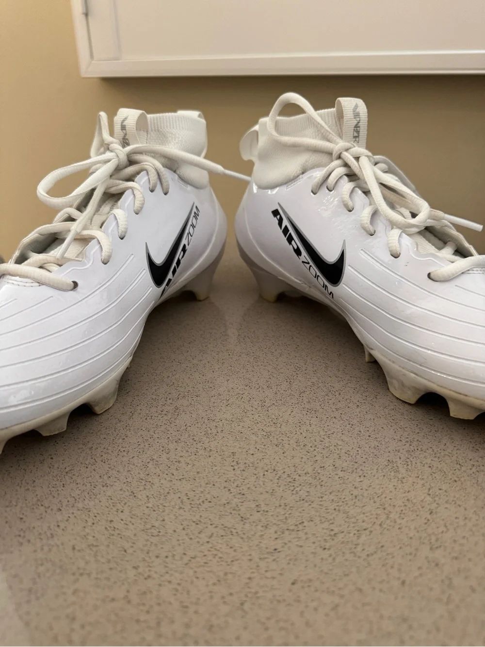 Nike Vapor Pro 1 Football Cleats Size 6
